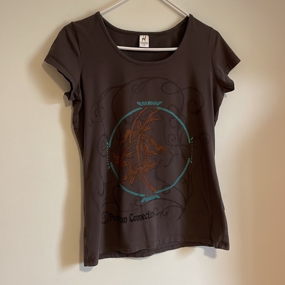 Y2K Peruvian Connection Graphic T-Shirt Small Gray Scoop Casual Luxury Loose - Picture 2 of 13